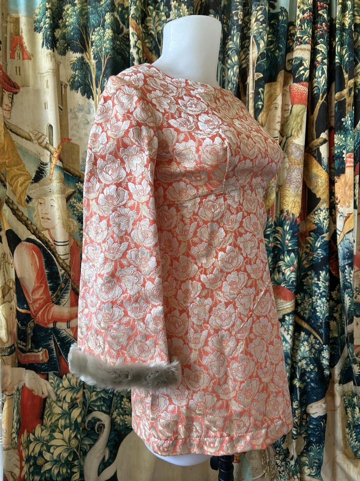 Vintage 60s OOAK Stunning Mini Dress Set with Fur Trim, Silver & Orange Brocade - Image 4 of 4