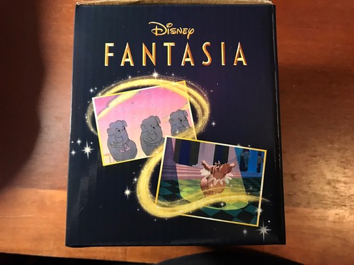 Disney Fantasia Sorcerer Mickey Mouse & Magic Broom Salt & Pepper Shaker Set NEW - Picture 2 of 11