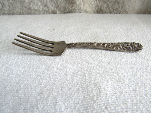 Vintage Stieff Rose Pattern Sterling Silver Baby/Childs Fork No Mono 4.5" - Picture 2 of 4