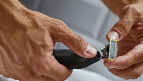 Philips QP6542 OneBlade Pro 360 Face Body Cordless Trimmer Wet Dry 14 Lengths - Picture 8 of 10