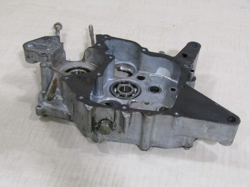 1990 HONDA NS50F RIGHT CRANKCASE HALF 11100-GE4-050 2004 NSR50 - Picture 4 of 10