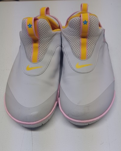 Nike Zoom Pulse Vast Grey University Gold Pink shoes Womens slip Sz 8.5