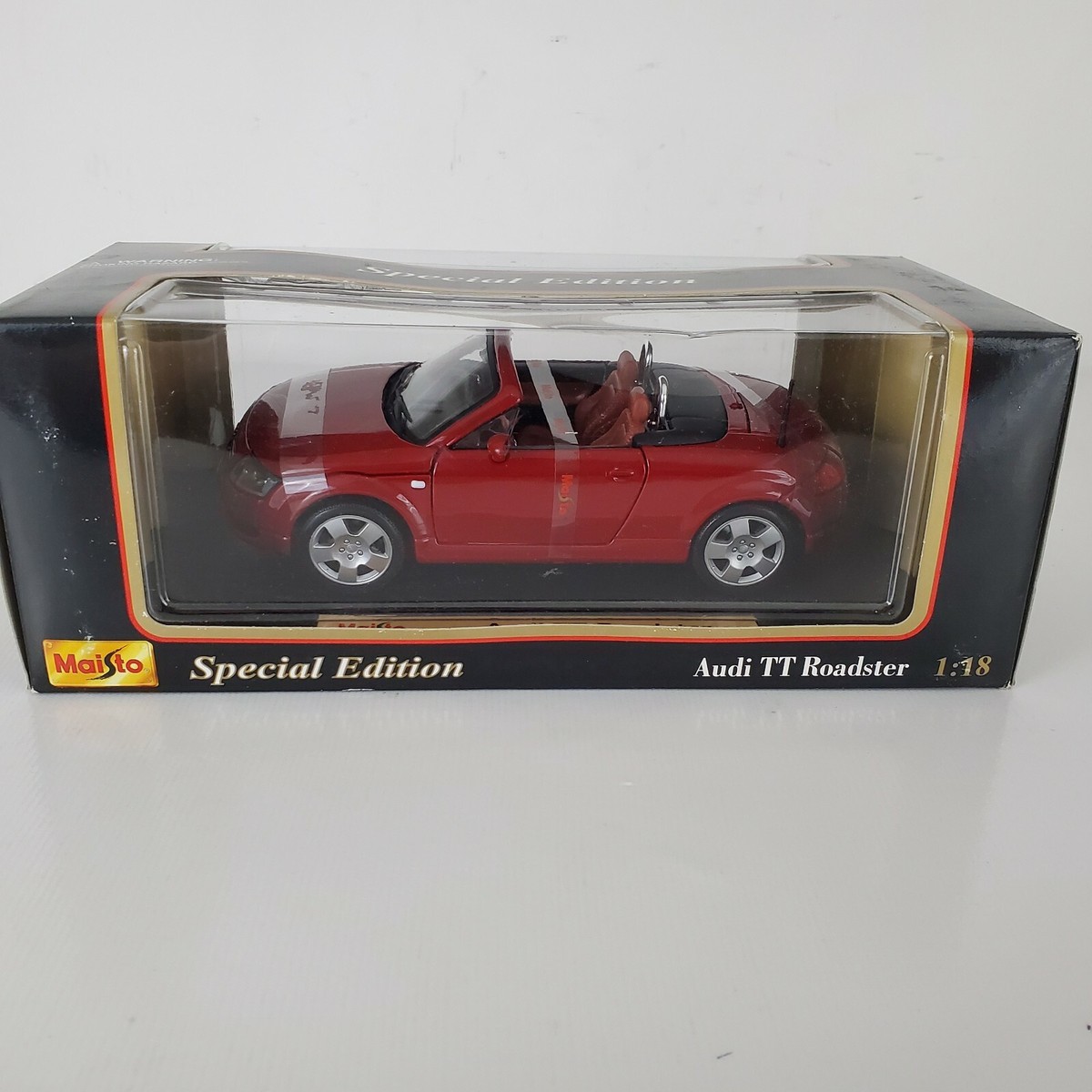 【ギフ_包装】 Audi - Maisto TT eBay | Edition Special - 1/18 Red Roadster マイスト