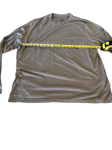 Camiseta Nike Dri-Fit Gris Manga Larga - Nueva Sin Etiquetas - 2XL - Imagen 5 de 5