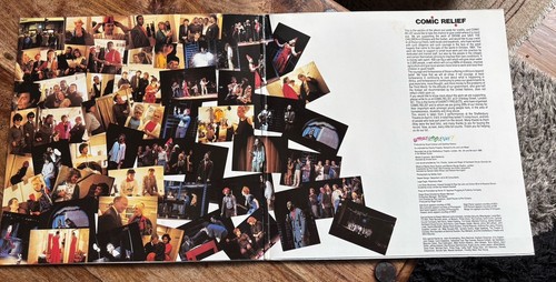 COMIC RELIEF - UTTERLY UTTERLY LIVE! EX+/EX+ VINYL LP / KATE BUSH 2 TRACKS - Picture 5 of 11