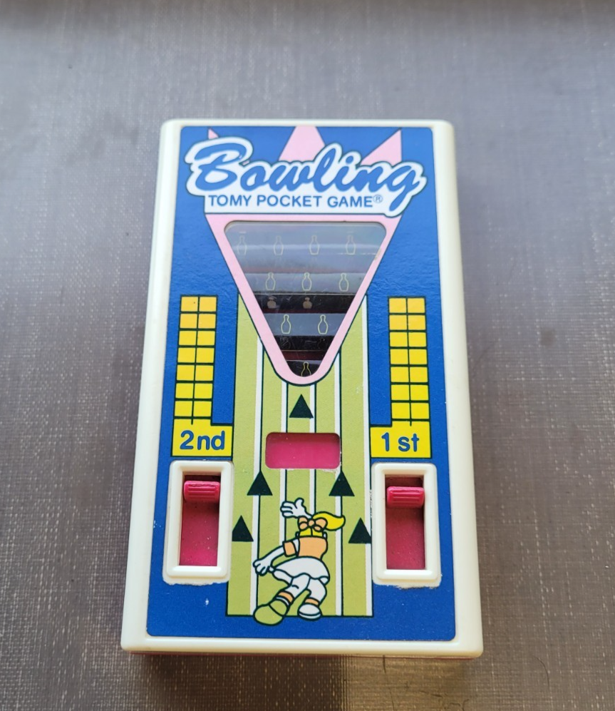 Vintage Retro 1970s Tomy Pocket Game Bowling Handheld Mechanical