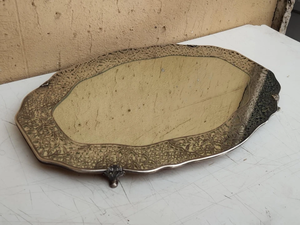ANTICO VASSOIO A SPECCHIO LIBERTY A MOTIVO FLOREALE IN ARGENTO TITOLO 800 - Immagine 4 di 4