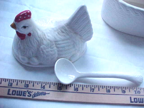 Vintage White Ceramic Chicken Hen On Nest Covered Sugar Bowl with spoon 1950 - Picture 4 of 5