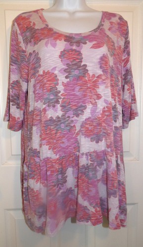 Cute Pink Print LOGO BY LORI GOLDSTEIN Short Sleeve Ruffle Hem Tunic - Large