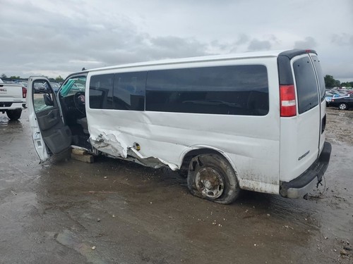 AC Condenser Fits 03-21 EXPRESS 2500 VAN 707392 - Picture 3 of 12