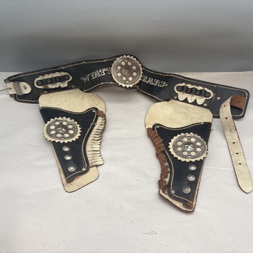 Long Island Wyatt Earp Double Holster Set Vintage