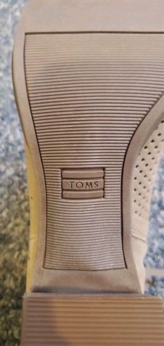 Toms Women's Size 11 Majorca Tan Suede Open Toe Perforated Zip Ankle Booties - Picture 7 of 8