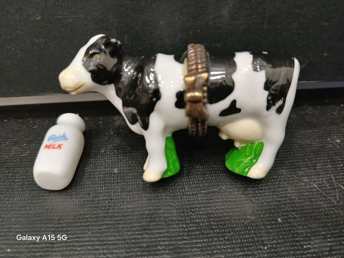 PHB Midwest Of Cannon Falls Black & White Cow Trinket Box w PHB Midwest Of Cannon Falls Black & White Cow Trinket Box w