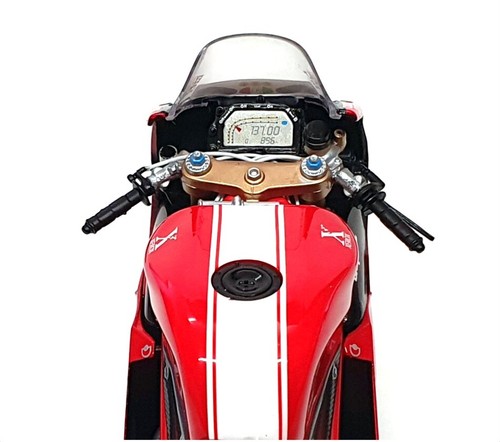 Minichamps 1/12 Scale 122 040250 - Ducati 999RS M. Praia WSB 2004 - Foto 4 di 6
