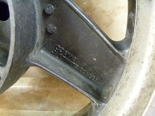 Kawasaki 1100 GPZ ZX1100-E GPZ1100 Rear Wheel Rim 1995 #KB32 KW108 - Picture 3 of 11