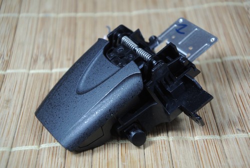 NIKON COOLPIX P520 ULTRAZOOM CAMERA PARTS: FLASH ASSEMBLY. - Picture 3 of 3
