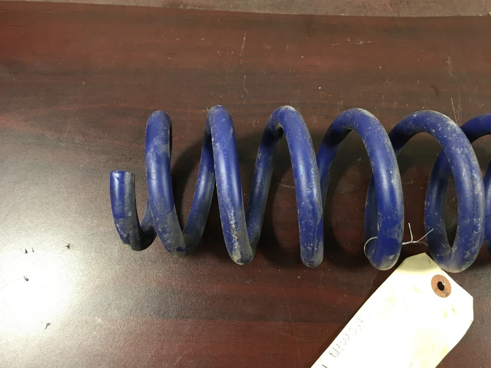 Muelle helicoidal trasero derecho del pasajero BMW 335i 2011-2016 29187 HA (R) OEM. Foto 3 de 4