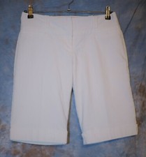 Womens White Denim Flat Front Bermuda Shorts Size 5 6 excellent
