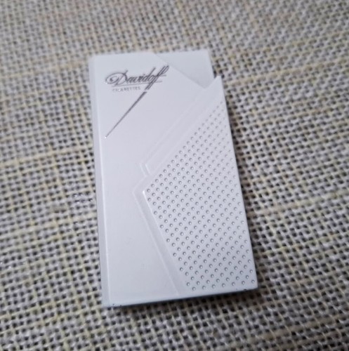 DAVIDOFF Set Feuerzeug & Aschenbecher - Bild 15 von 15