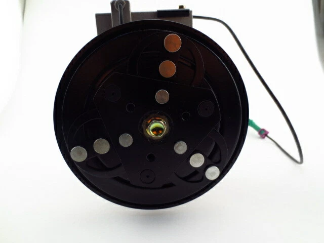 Nuevo compresor de aire acondicionado para Audi A4 Quattro 1997-2000 (solo 1,8 L) Foto 3 de 4