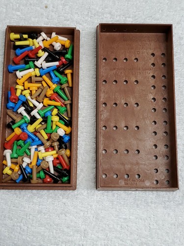 Vintage Bakelite Invicta 1972 Mini Master Mind Game Pocket-Size w Instructions - Picture 5 of 12