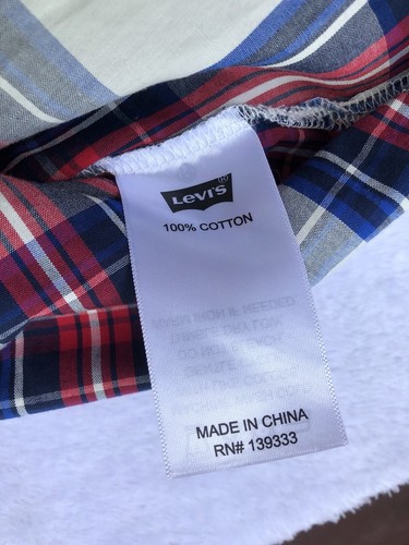 NWT, Levis Shirt Womens Small Button Up Plaid Sleeveless 100% Cotton Casual - Picture 8 of 8
