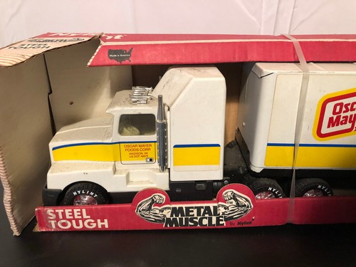 Vintage Nylint Metal Muscle Steel Toy "Oscar Mayer" Semi Tractor Trailer Truck - Picture 2 of 4