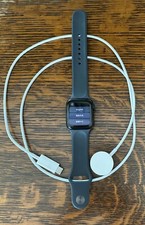Apple Watch SE (2022) 40mm Midnight Aluminum Case with Sport Band, M/L (GPS +...