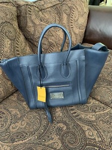 navy blue valentino bag
