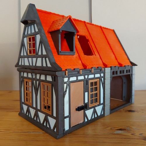Playmobil 3556 Medieval Farm Homestead Barn with Extra Building, Fence, Animals+ - Picture 19 of 23