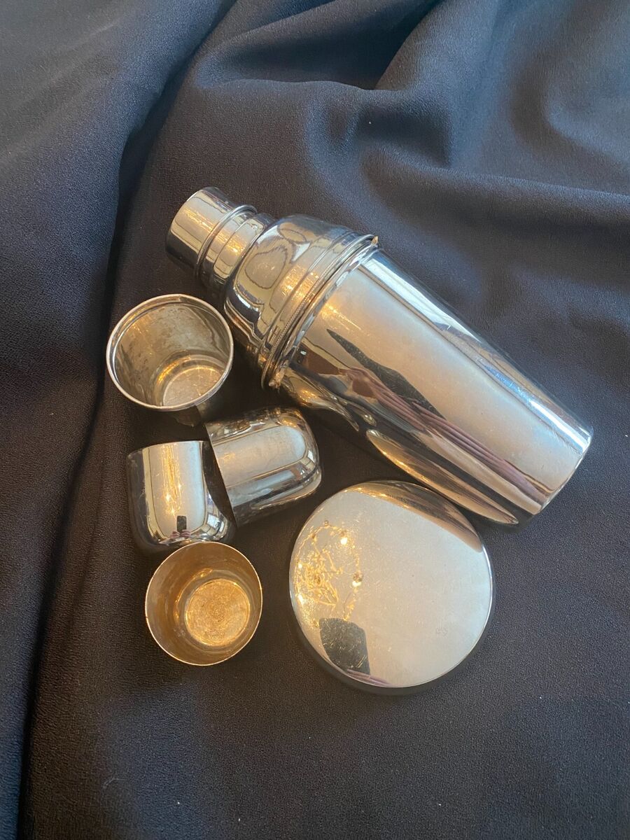Leather & Brass cocktail shaker Leather & Brass cocktail shaker