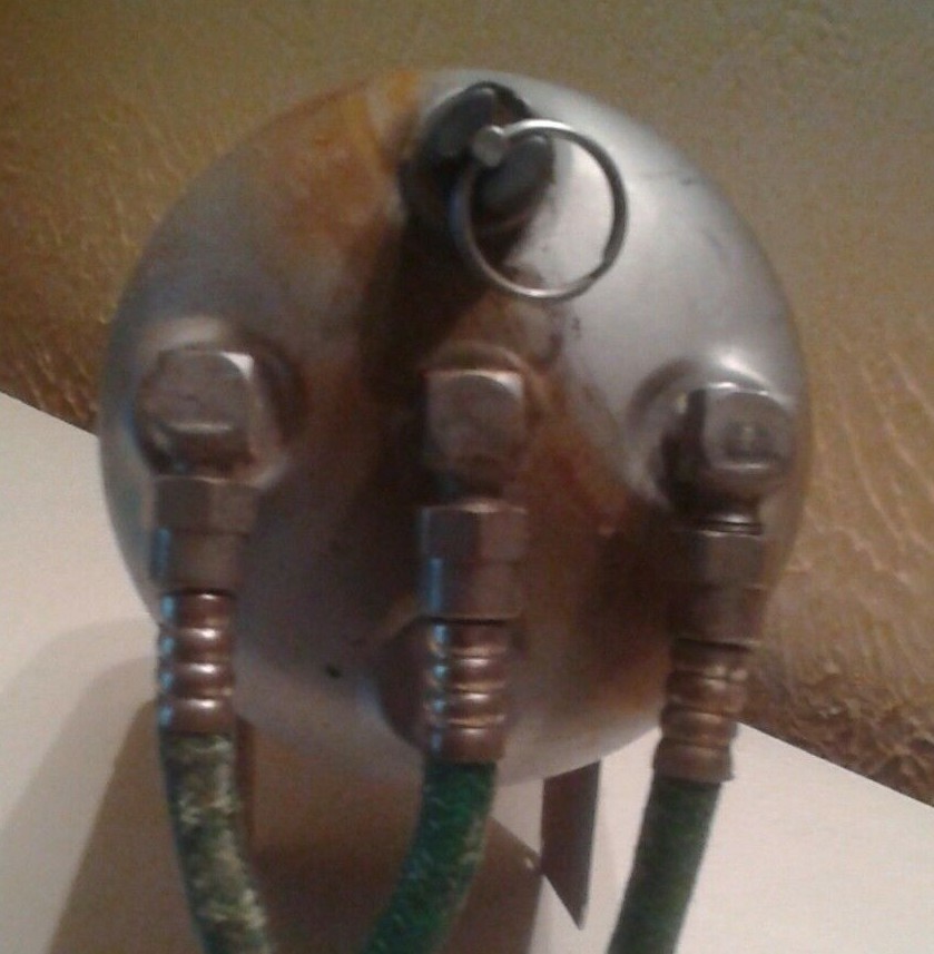 Picture 3 of 6