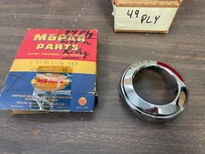 1949 PLYMOUTH DELUXE STEERING WHEEL HORN BUTTON RETAINER TRIM RING NOS 125