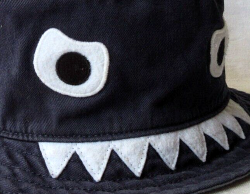 BABY GAP Shark Fin Navy Blue Bucket Summer Beach Sun Hat Youth Boys Medium-Large - Picture 9 of 9