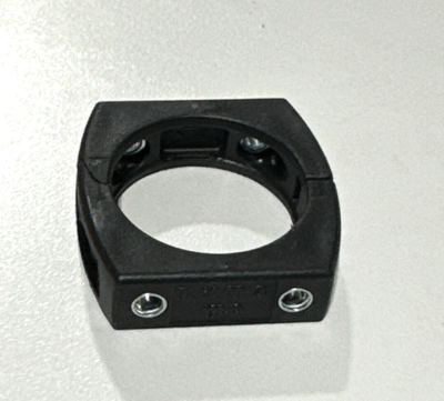 その他 TH Igus Energy Chain Systems Mounting Bracket Tl.30.01.z1 for