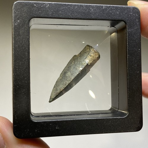 C06 Ancient Chinese bronze arrowhead . Warring States. State of Qin 秦国青铜三棱箭头 - Picture 7 of 11
