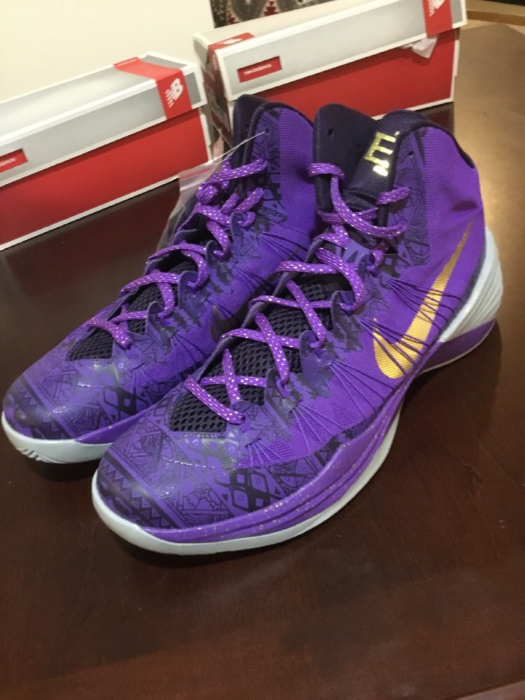 Nike Hyperdunk 2013 BHM Black History Month Shoes 668771 575 Size 17 Nike Hyperdunk 2013 BHM Black History Month Shoes 668771 575 Size 17