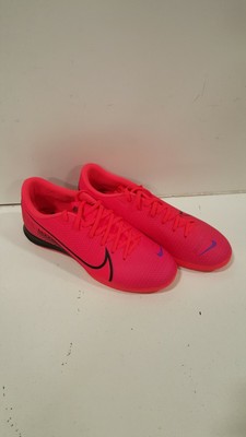 indoor soccer shoes size 5.5