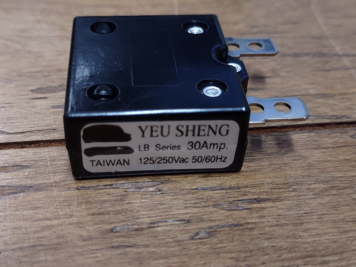 TANAKA - CIRCUIT BREAKER SET - Part# 30999 - Open box TANAKA - CIRCUIT BREAKER SET - Part# 30999 - Open box