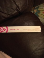 New Mary Kay At Play Lip Crayon Violet Love