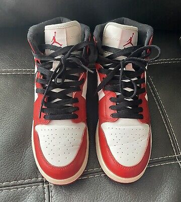 Size 6.5Y Air Jordan 1 Retro High OG - Chicago 2013 GS Size 6.5Y Air Jordan 1 Retro High OG - Chicago 2013 GS