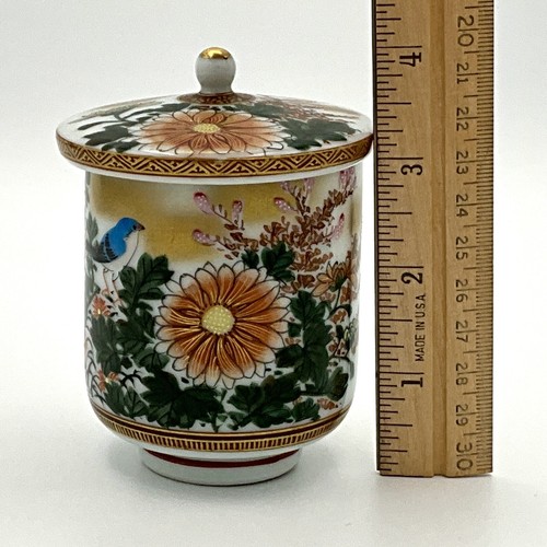 Kutani Japanese Tea Cup with Lid - Picture 6 of 10