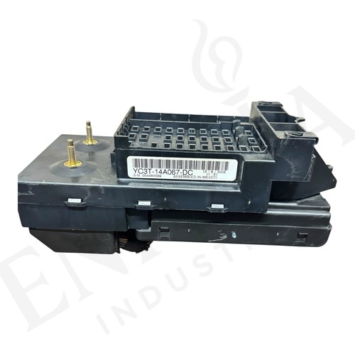 YC3T-14A067-DC Ford 2000 2001 F250 F350 Fuse Box Super Duty Excursion F250SD 818 - Picture 5 of 6