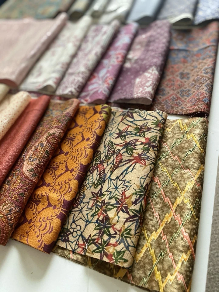 20pc Vtg Japanese Kimono Silk Fabric Remnants Lot Patchwork Craft Japan, 934 - Image 4 of 4