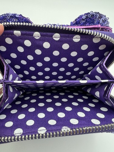 Portafoglio Disney Parks esclusivo Loungefly Minnie Pozione Orecchie Viola Paillettes - Foto 4 di 13