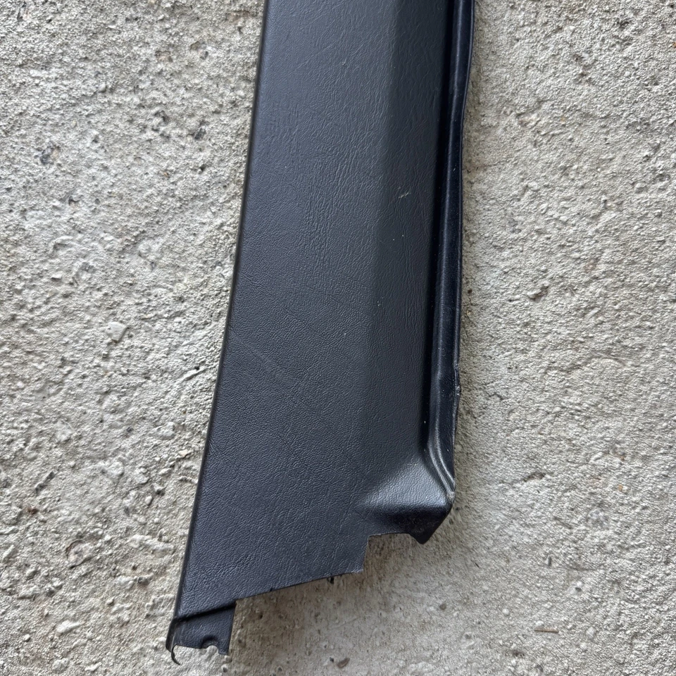 Mercedes 1246920689 E320 300TE Wagon Estate D-Pillar Trim Trunk Panel Set - Image 3 of 4