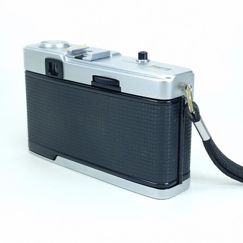 Olympus Trip 35 35mm Film Camera | Tested Working | Light Wear | Free UK P&P - Picture 7 of 16