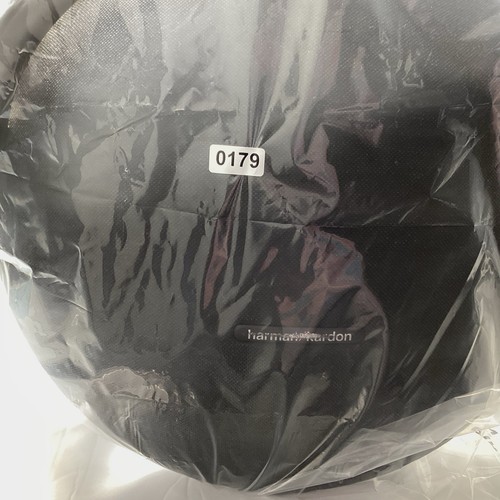 Harman Kardon - Onyx Studio 7 Tragbarer Stereo Bluetooth Lautsprecher - Schwarz Getestet - Bild 9 von 9