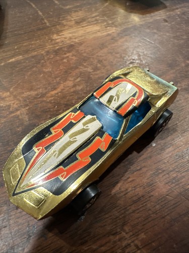 Vintage 1975 Hot Wheels Gold Corvette Stingray Blackwall Mint - Picture 3 of 8