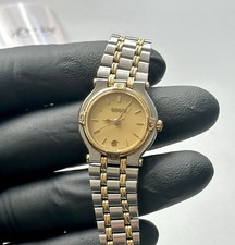 Gucci 9000L Two-Tone Stainless Steel vintage ladies 25mm Swiss-Made Luxury Watch